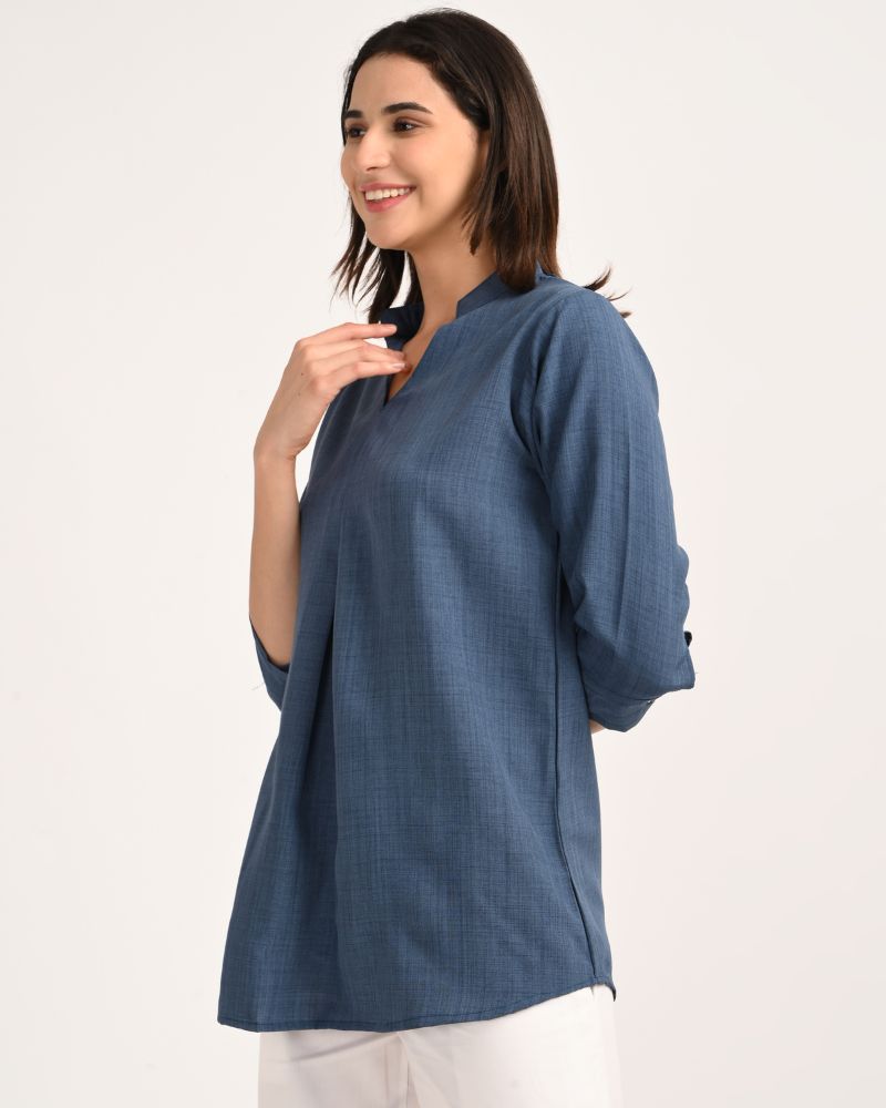 Ocean Blue Linen Blend Kurta – close-up of neckline and sleeve detailing