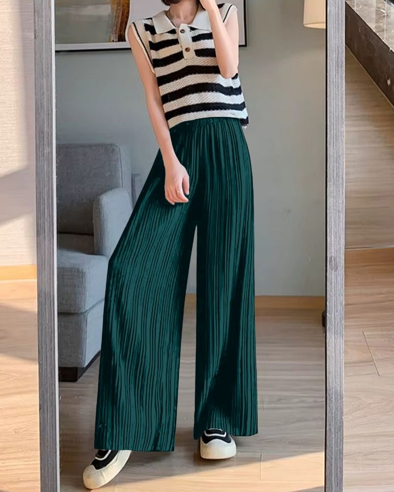 Flowy Accordion Pleat Palazzo in Deep Green