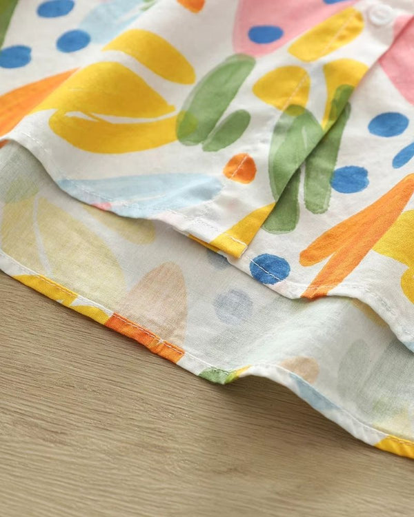 Close-up of curved hem and inner fabric lining on the Solstice Garden Rayon Shirt

