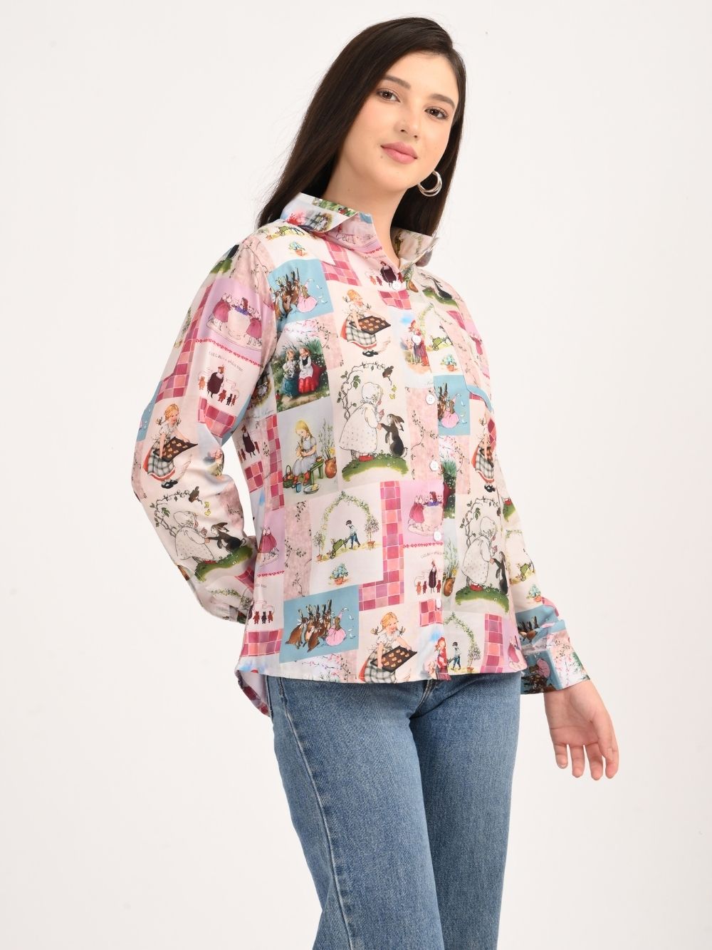 Side angle of vintage frames shirt